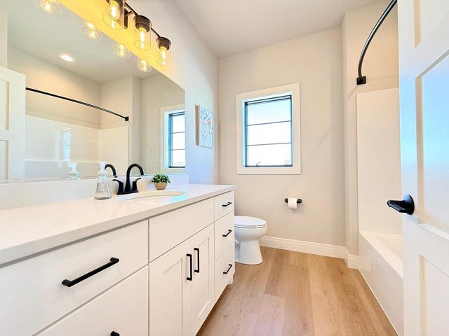 1300 Moll Drive, Waunakee, WI 53597