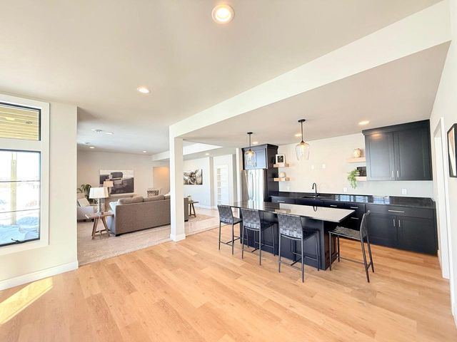 1300 Moll Drive, Waunakee, WI 53597