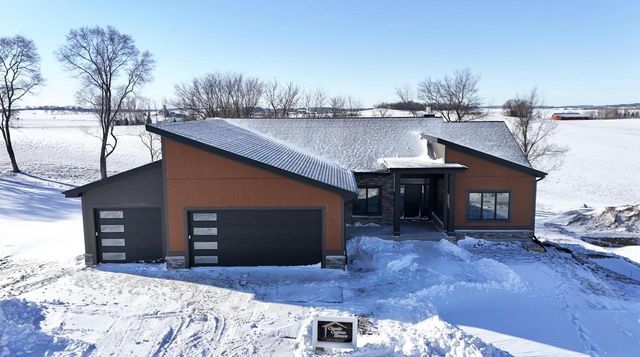 1300 Moll Drive, Waunakee, WI 53597