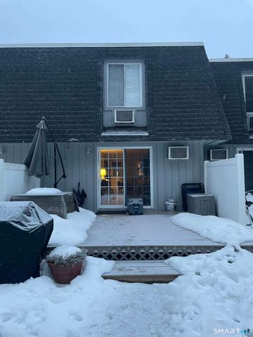 861 South Main Street APT 25, Southington, CT 06479