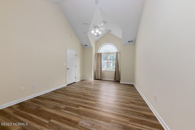 212 Derby Park Avenue, New Bern, NC 28562