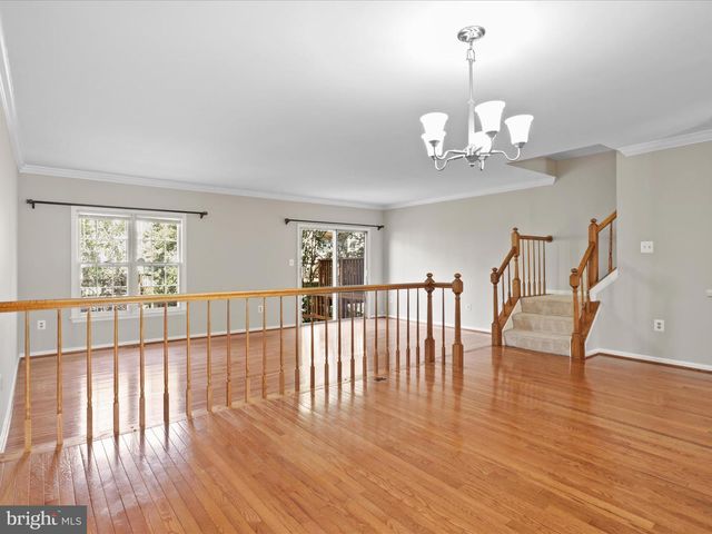 5929 WOODFIELD ESTATES DR, Alexandria, VA 22310