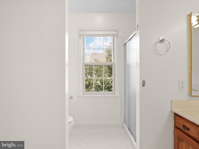 5929 WOODFIELD ESTATES DR, Alexandria, VA 22310