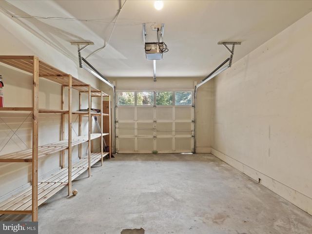 5929 WOODFIELD ESTATES DR, Alexandria, VA 22310