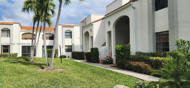 3545 Magellan Cir 352-5, Aventura, FL 33180