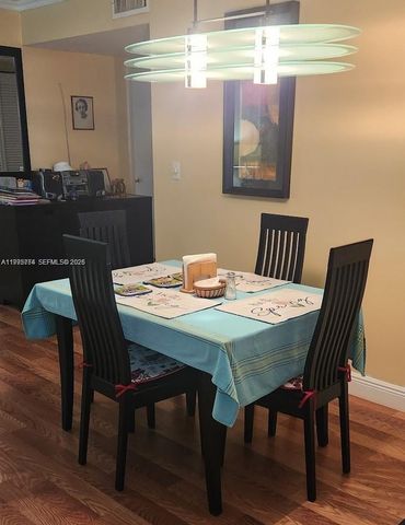 3545 Magellan Cir 352-5, Aventura, FL 33180