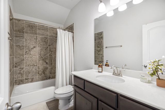 425 Escondido Street, Weatherford, TX 76087