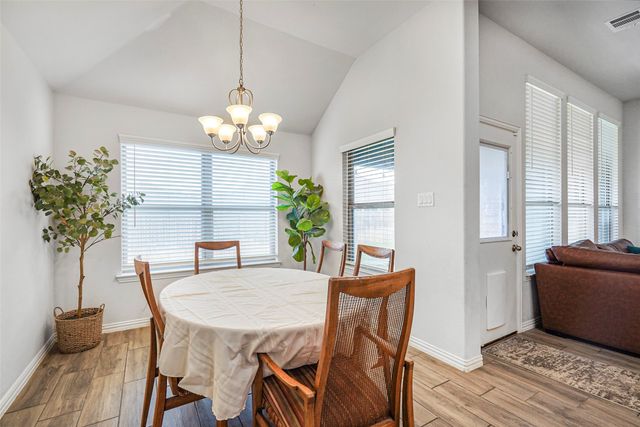 425 Escondido Street, Weatherford, TX 76087