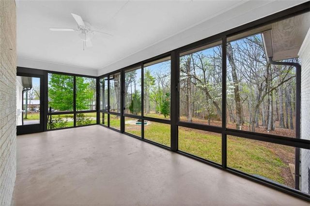 672 Cooley Woods Road, Cleveland, GA 30528