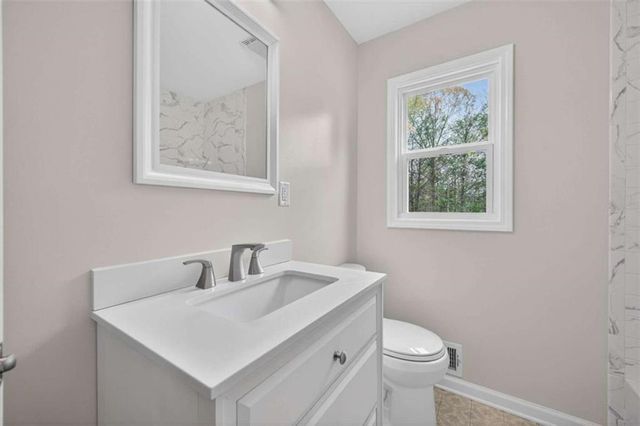 672 Cooley Woods Road, Cleveland, GA 30528