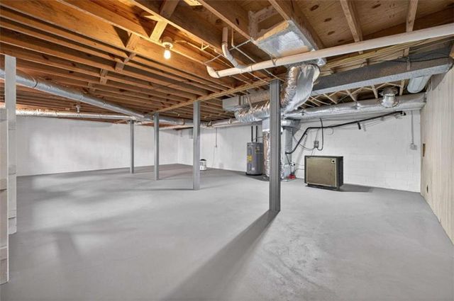 672 Cooley Woods Road, Cleveland, GA 30528