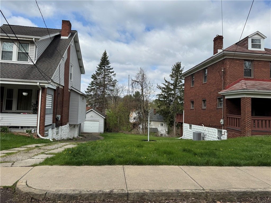 1326 Rutherford Ave, Beechview, PA 15216