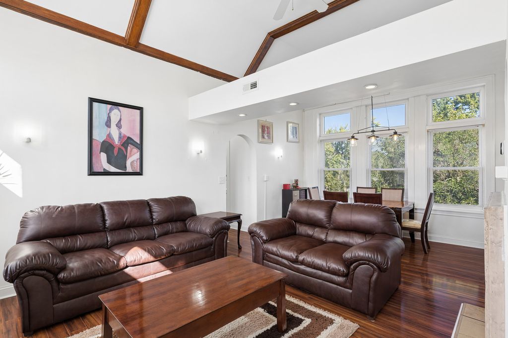 6450 N TROY Street 3W, Chicago, IL 60645 — photo 4