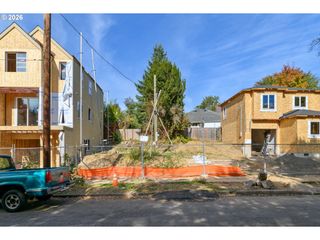 Se WAVERLEIGH Blvd, Portland, OR 97202