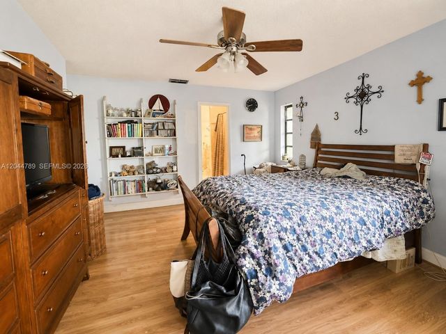 14441 SW 108th Ter, Miami, FL 33186