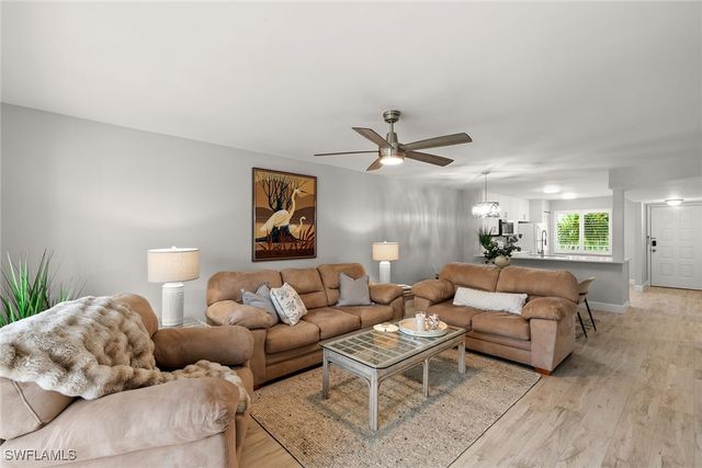 3071 Sandpiper Bay CIR L205, Naples, FL 34112
