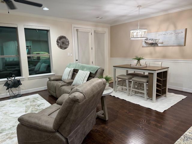 2112 Fm 3186 B8, Onalaska, TX 77360