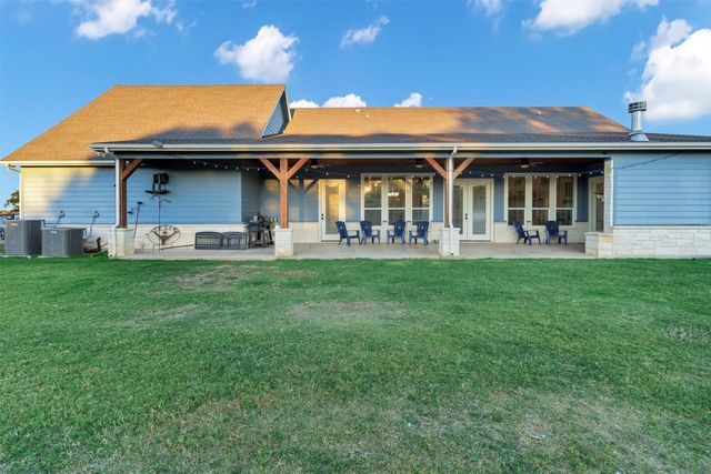 851 Hood Court, Granbury, TX 76048