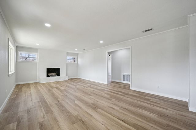 1000 Harrison Street, Commerce, TX 75428