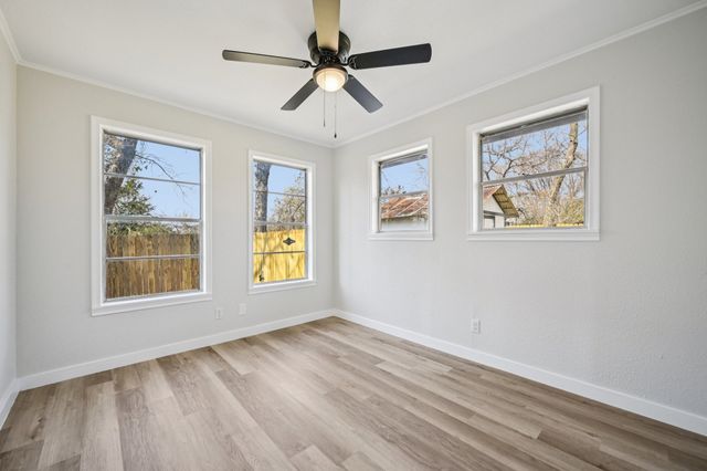 1000 Harrison Street, Commerce, TX 75428