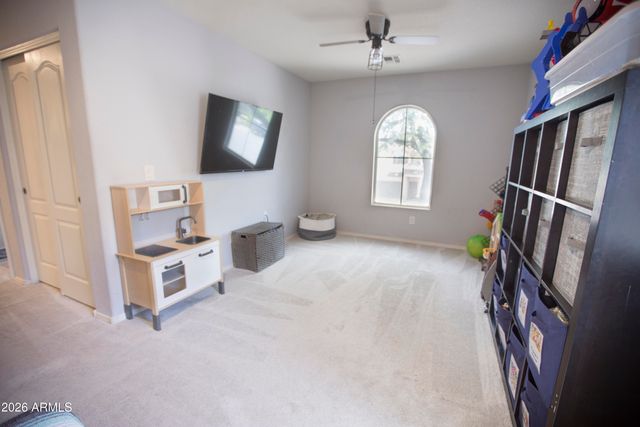 4696 E Meadow Lark Way, San Tan Valley, AZ 85140