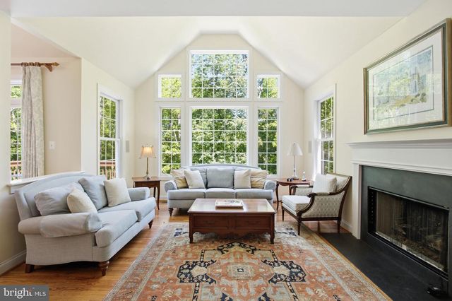 361 MALIN RD, Newtown Square, PA 19073