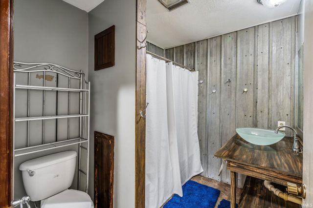 59022 Timber Trail Lane, Goshen, IN 46528
