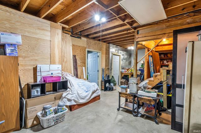 59022 Timber Trail Lane, Goshen, IN 46528