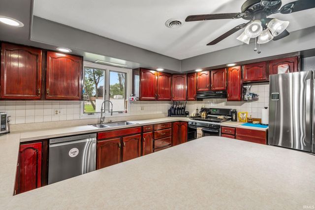 59022 Timber Trail Lane, Goshen, IN 46528