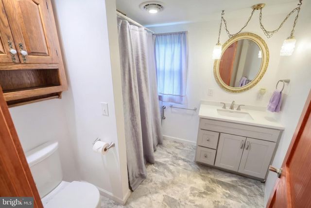 5026 PIGEON HILL RD, Spring Grove, PA 17362