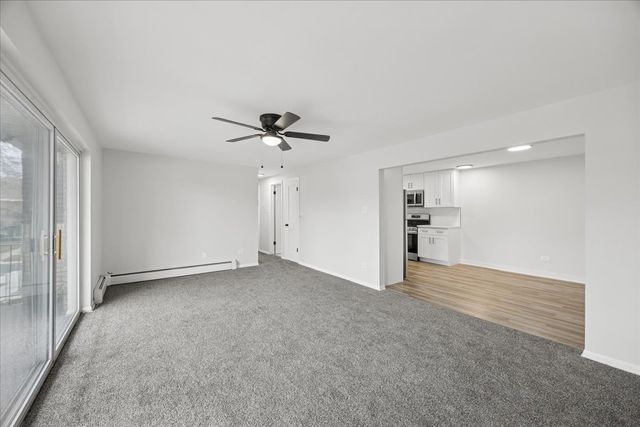 935 S 8th Avenue 5, La Grange, IL 60525