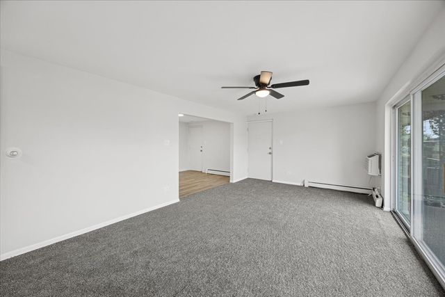 935 S 8th Avenue 5, La Grange, IL 60525