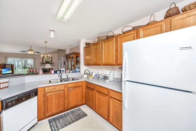 218 Dupont Way, Summerville, SC 29485