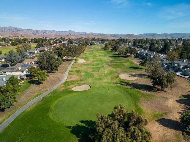 640 S Ridgemark Drive, Hollister, CA 95023