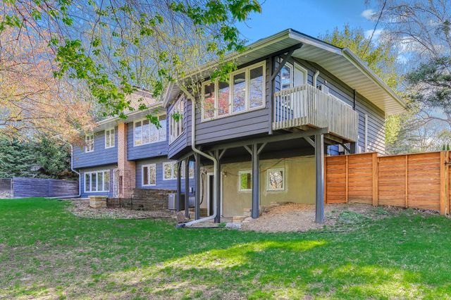 323 Burntside Drive, Golden Valley, MN 55422