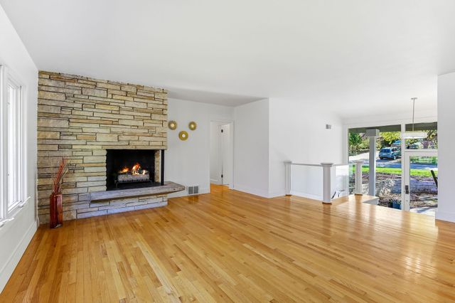 323 Burntside Drive, Golden Valley, MN 55422