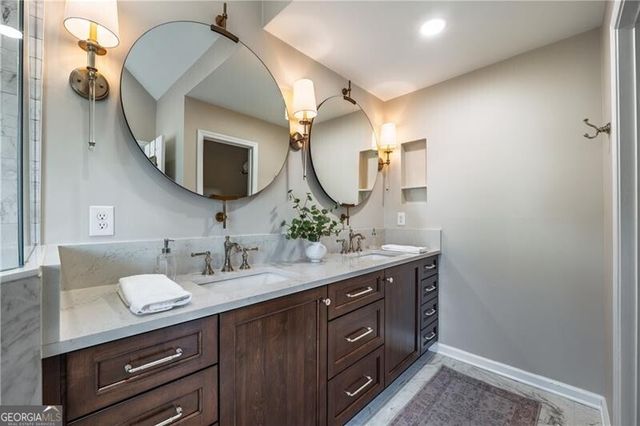 2020 Davis Island, Alpharetta, GA 30004