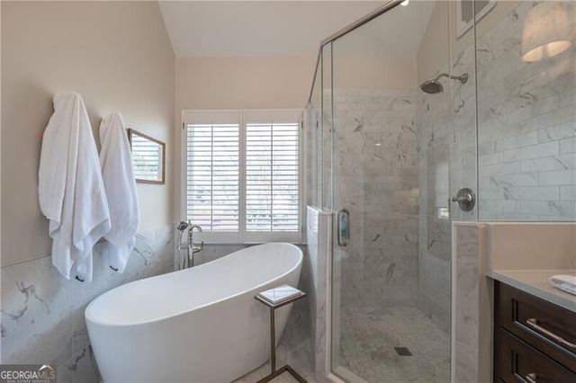 2020 Davis Island, Alpharetta, GA 30004