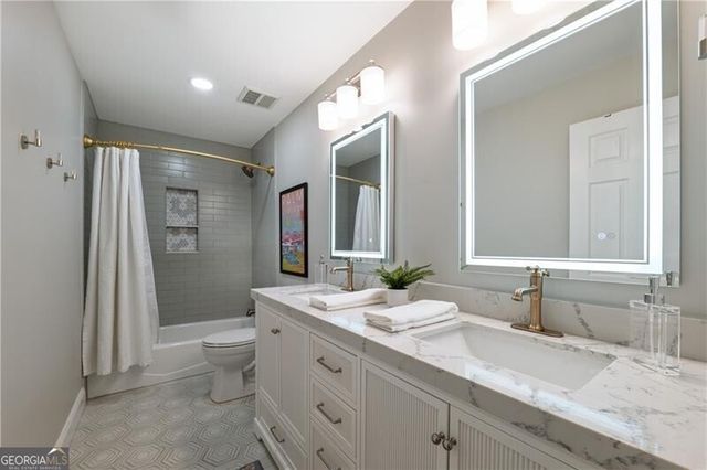 2020 Davis Island, Alpharetta, GA 30004