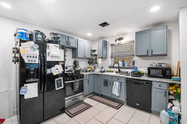 136 Callan Avenue, Evanston, IL 60202