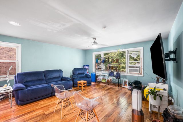 136 Callan Avenue, Evanston, IL 60202