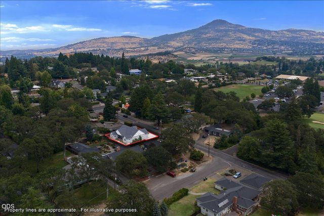 48 Black Oak Drive, Medford, OR 97504
