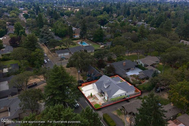 48 Black Oak Drive, Medford, OR 97504
