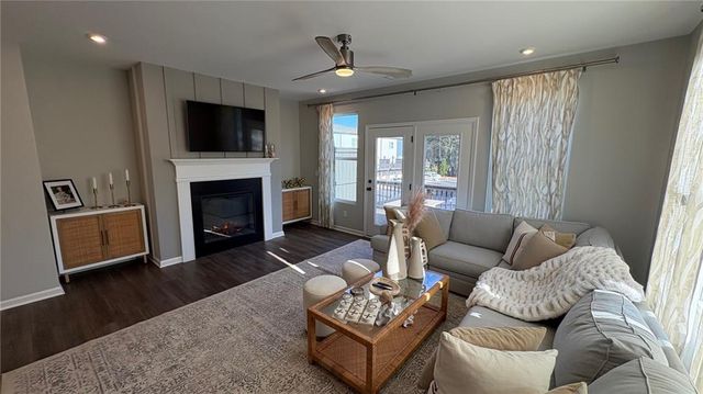 600 Tiller Way, Acworth, GA 30102