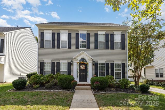 6734 Tanners Creek Drive, Huntersville, NC 28078