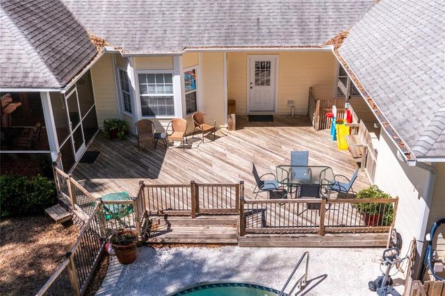 4026 NW 33RD AVENUE, Gainesville, FL 32606