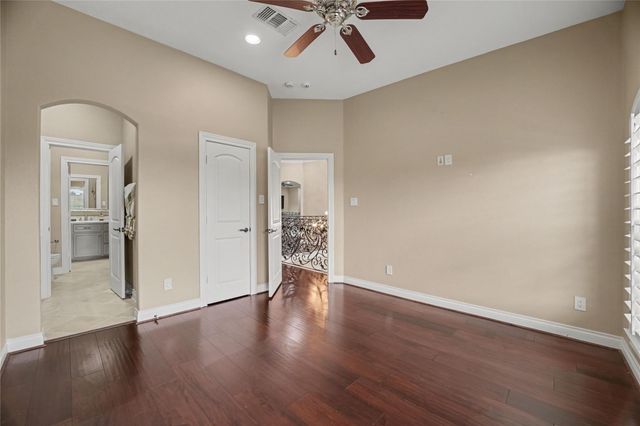 15611 Oyster Cove Drive, Sugar Land, TX 77478