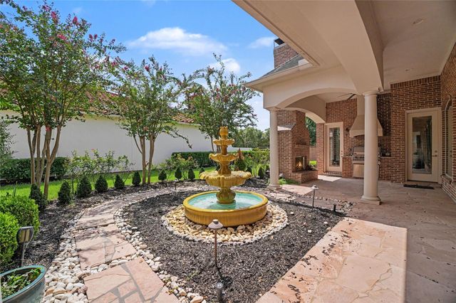 15611 Oyster Cove Drive, Sugar Land, TX 77478