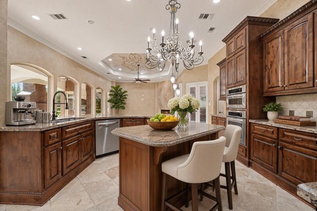 15611 Oyster Cove Drive, Sugar Land, TX 77478