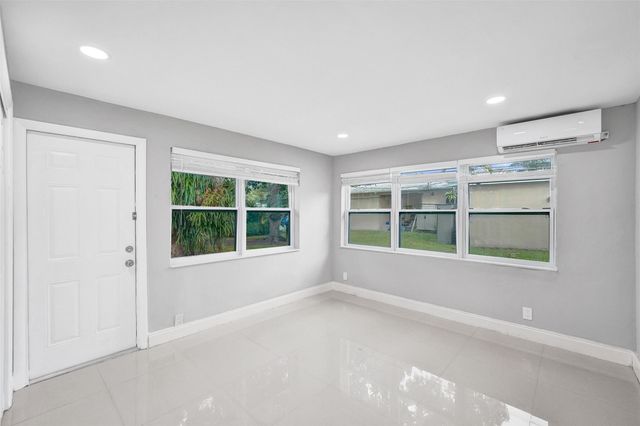1423 Garfield Street, Hollywood, FL 33020
